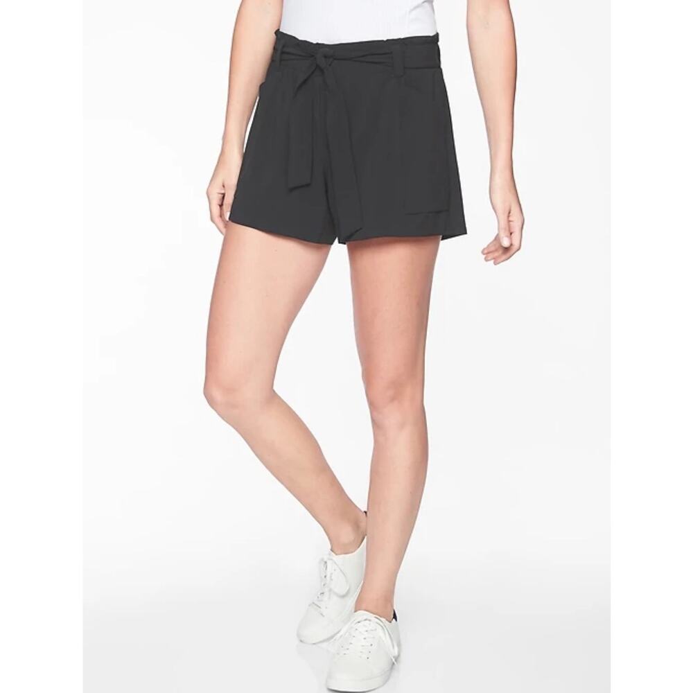 Athleta Black Skyline Tie Waist Featherweight Travel Shorts UPF 50 Size 4 NWOT